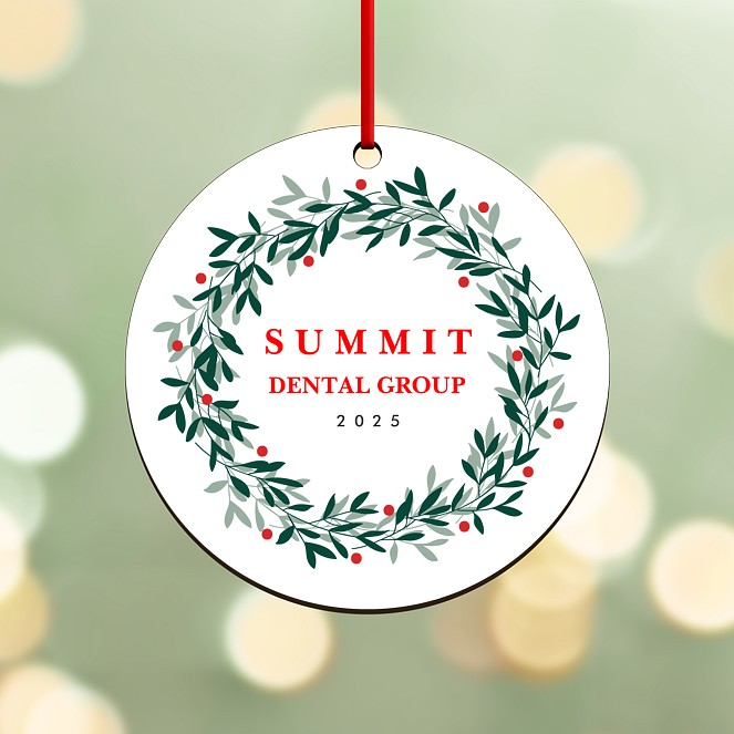 Heritage Wreath Personalized Ornaments